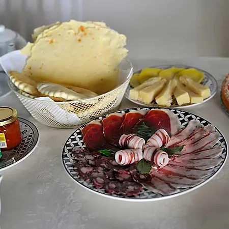 S'ispera B&b, Restaurant, Autentiche Esperienze Sarde Fonni