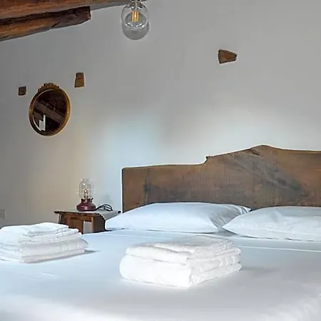 S'ispera B&b, Restaurant, Autentiche Esperienze Sarde Alojamento de Acomodação e Pequeno-almoço Fonni